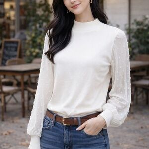 VINCE CAMUTO CLASSIC WHITE  LONG SLEEVE BLOUSE/CARDIGAN